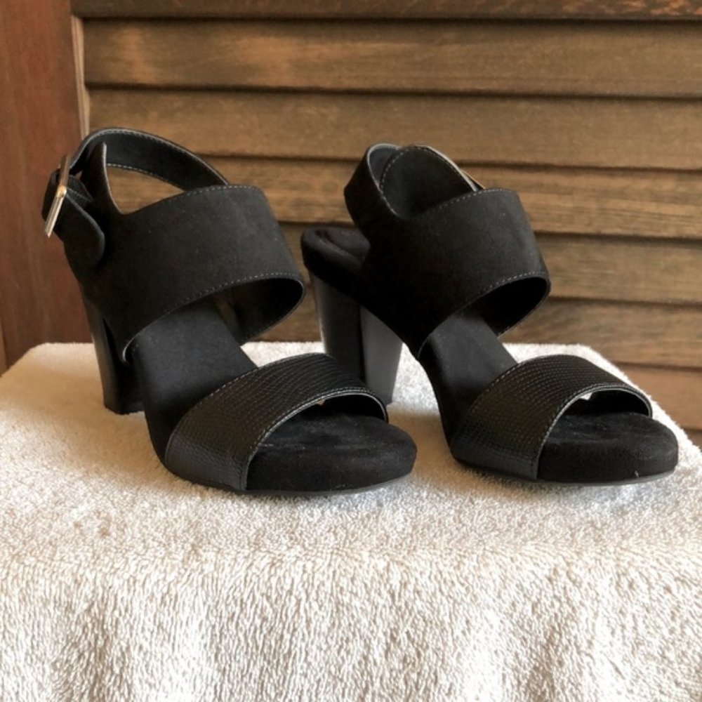 Giani Bernini Black Sandals HP🎉